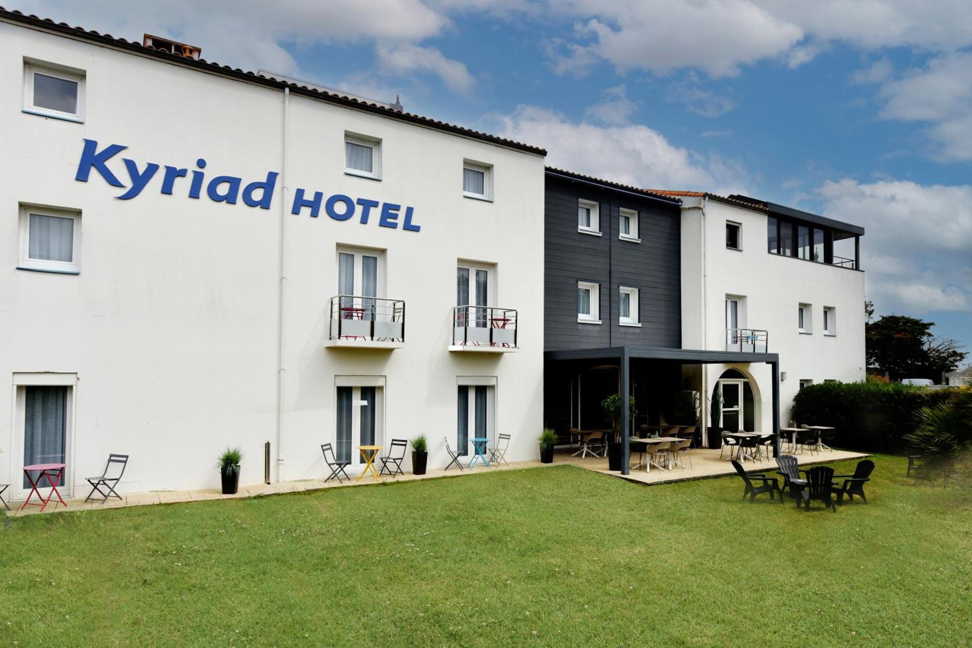 Hotel Kyriad La Rochelle Centre Ville Buitenkant foto